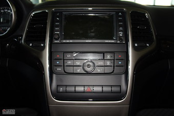 2011款全新Jeep大切诺基3.6L舒适版图片