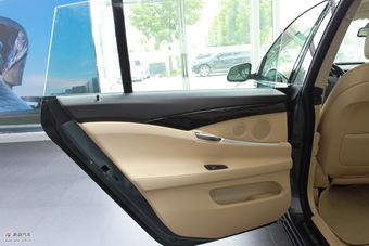 2011款宝马Gran Turismo 535i典雅型图片