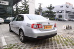 2011款速腾1.4TSI DSG自动技术型 雅士银