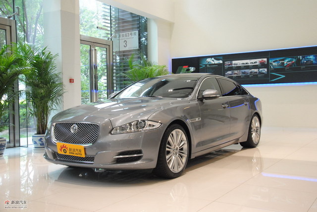 2011款捷豹XJL旗舰尊荣版5.0L自动图片