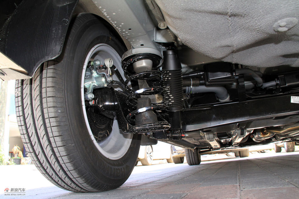 2011款起亚K2实拍