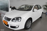 2011款速腾1.6L手动舒适型 糖果白