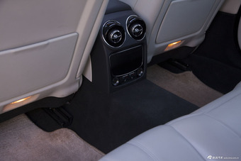 2014款捷豹XJL 3.0 SC四驱全景商务版