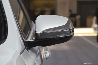 2014款捷豹XJL 3.0 SC四驱全景商务版