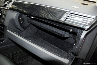 2012款奔驰E级实拍