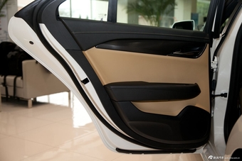 2014款凯迪拉克ATS 28T自动舒适型