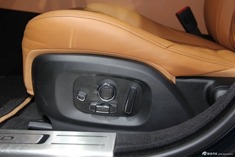 2016北京车展实拍：捷豹XJL