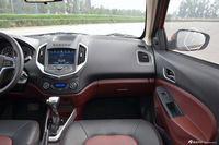 2016款吉利金刚CROSS 1.5L自动尊享版