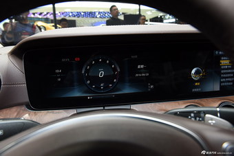 全新奔驰E级长轴距车型北京车展首发