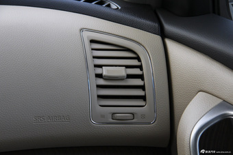 2013款天籁2.0L XL舒适版