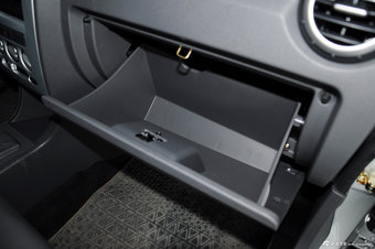 2012款旗云1实拍