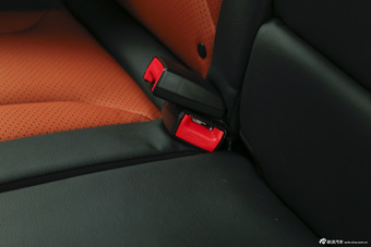 2015款宝骏560 1.8L手动精英型