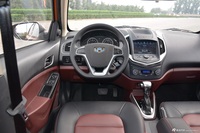 2016款吉利金刚CROSS 1.5L自动尊享版