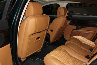 2016北京车展实拍：捷豹XJL