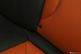 2015款宝骏560 1.8L手动精英型