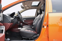 2016款吉利金刚CROSS 1.5L自动尊享版