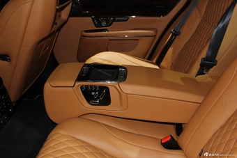 2016北京车展实拍：捷豹XJL