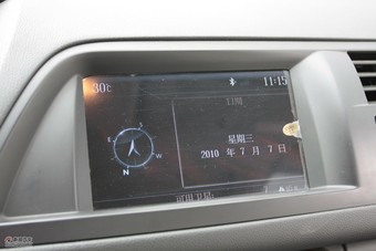 2010款东风雪铁龙C5 2.3L尊贵型