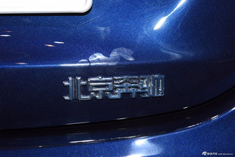 全新奔驰E级长轴距车型北京车展首发