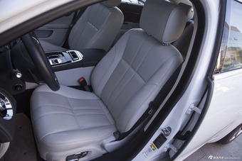 2014款捷豹XJL 3.0 SC四驱全景商务版