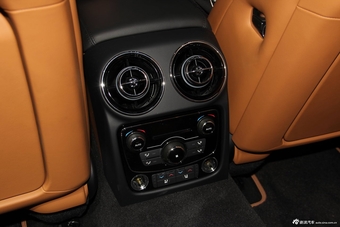 2016北京车展实拍：捷豹XJL