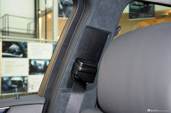 2012款奔驰E级实拍