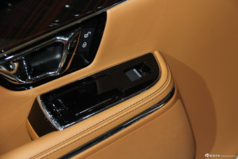 2016北京车展实拍：捷豹XJL