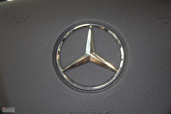 奔驰E260 CGI时尚型