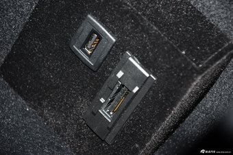 2012款奔驰E级实拍