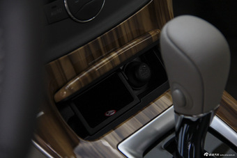 2012款轩逸1.8XL自动豪华版