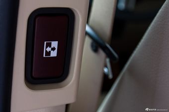 2013款唯雅诺内饰