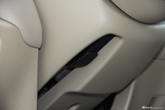 2013款天籁2.0L XL舒适版