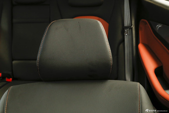 2015款宝骏560 1.8L手动精英型