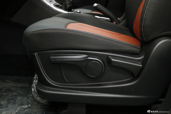 2015款宝骏560 1.8L手动精英型