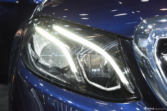 全新奔驰E级长轴距车型北京车展首发