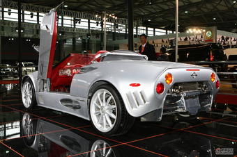 世爵Spyker C8