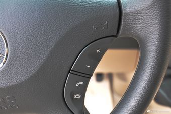 2013款凌特尊旅版内饰