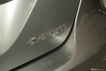 2012款福克斯两厢1.6L手动风尚型