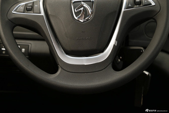 2015款宝骏560 1.8L手动精英型