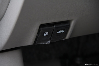 2012款轩逸1.8XL自动豪华版