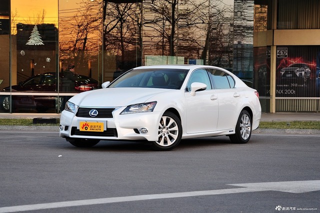 2014款雷克萨斯GS 2.5L自动300h领先版 珍珠白色