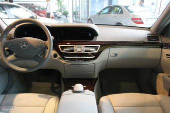 2009款奔驰S400L HYBRID