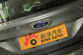 2012款福克斯两厢1.6L手动风尚型