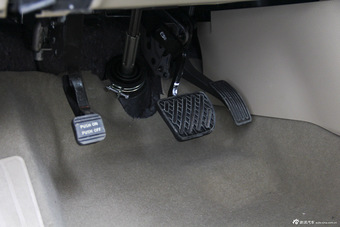 2013款天籁2.0L XL舒适版