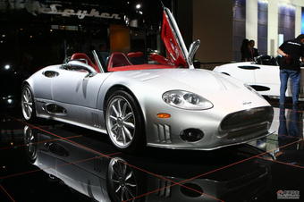 世爵Spyker C8