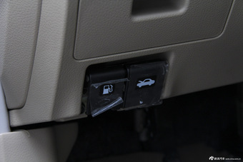 2013款天籁2.0L XL舒适版