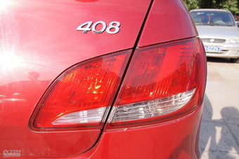 2011款东风标致408 2.0自动尊贵型