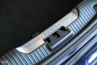 2012款捷豹XJL到店实拍