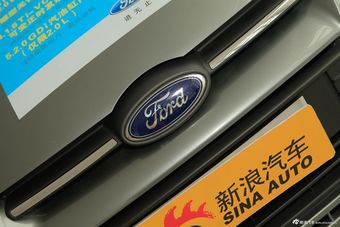 2012款福克斯两厢1.6L手动风尚型