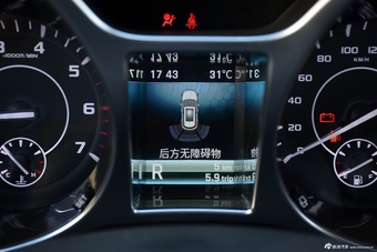 2016款驭胜S330 1.5T自动四驱旗舰版